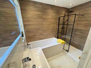 Photo 22- click for photo gallery